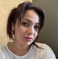 Linda M., 38
